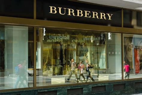 does burberry have sales